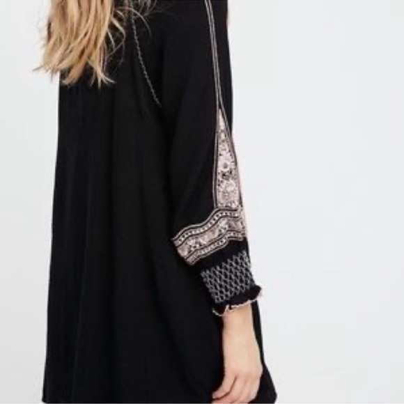 Free People Wind Willow Embroidered Peasant Boho Mini Tunic Dress Women’s SZ M - Picture 2 of 13